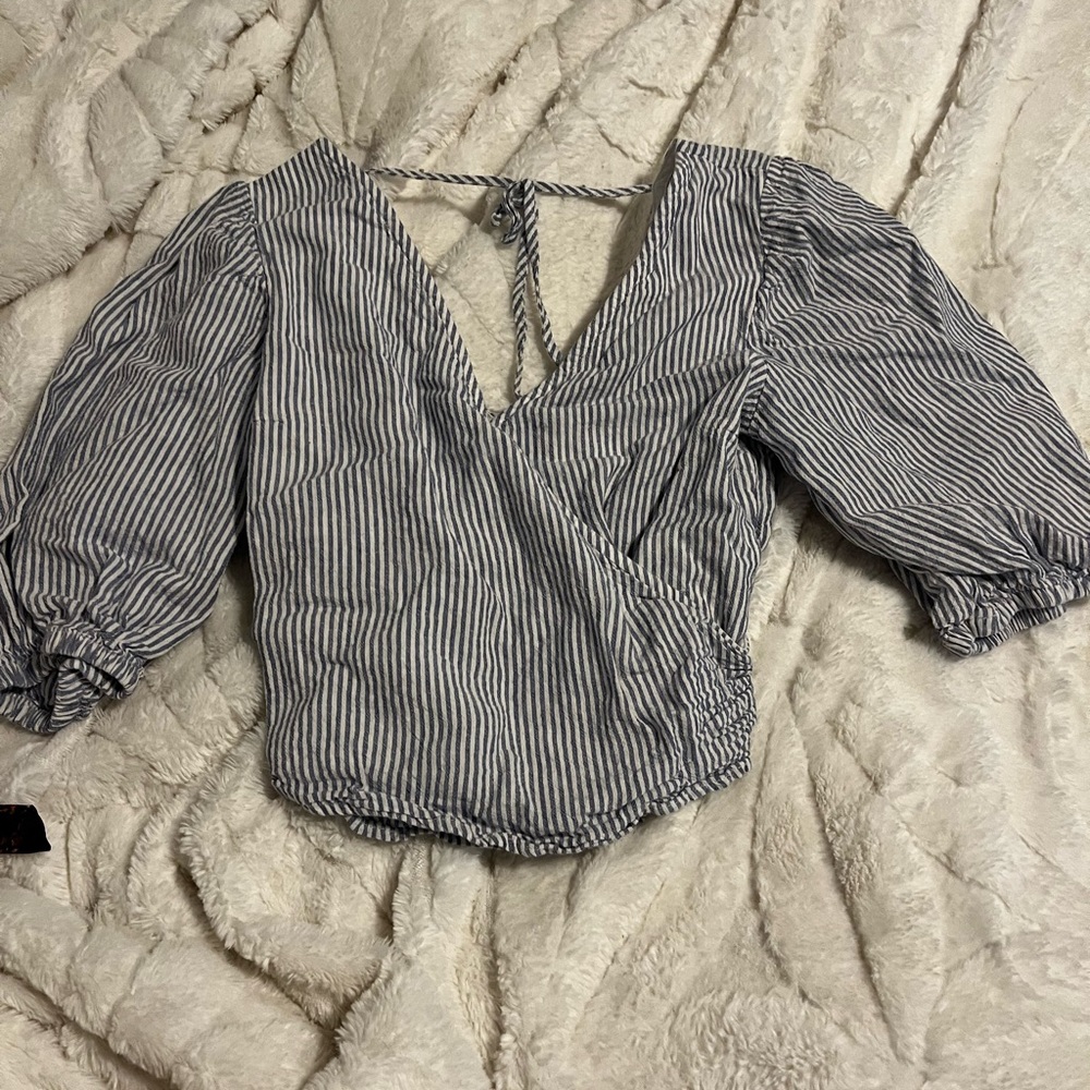 ABERCROMBIE- striped top